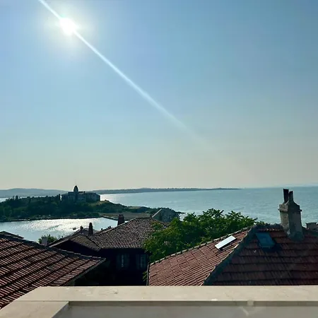 דירה Old Town - 5 Attic סוזופול